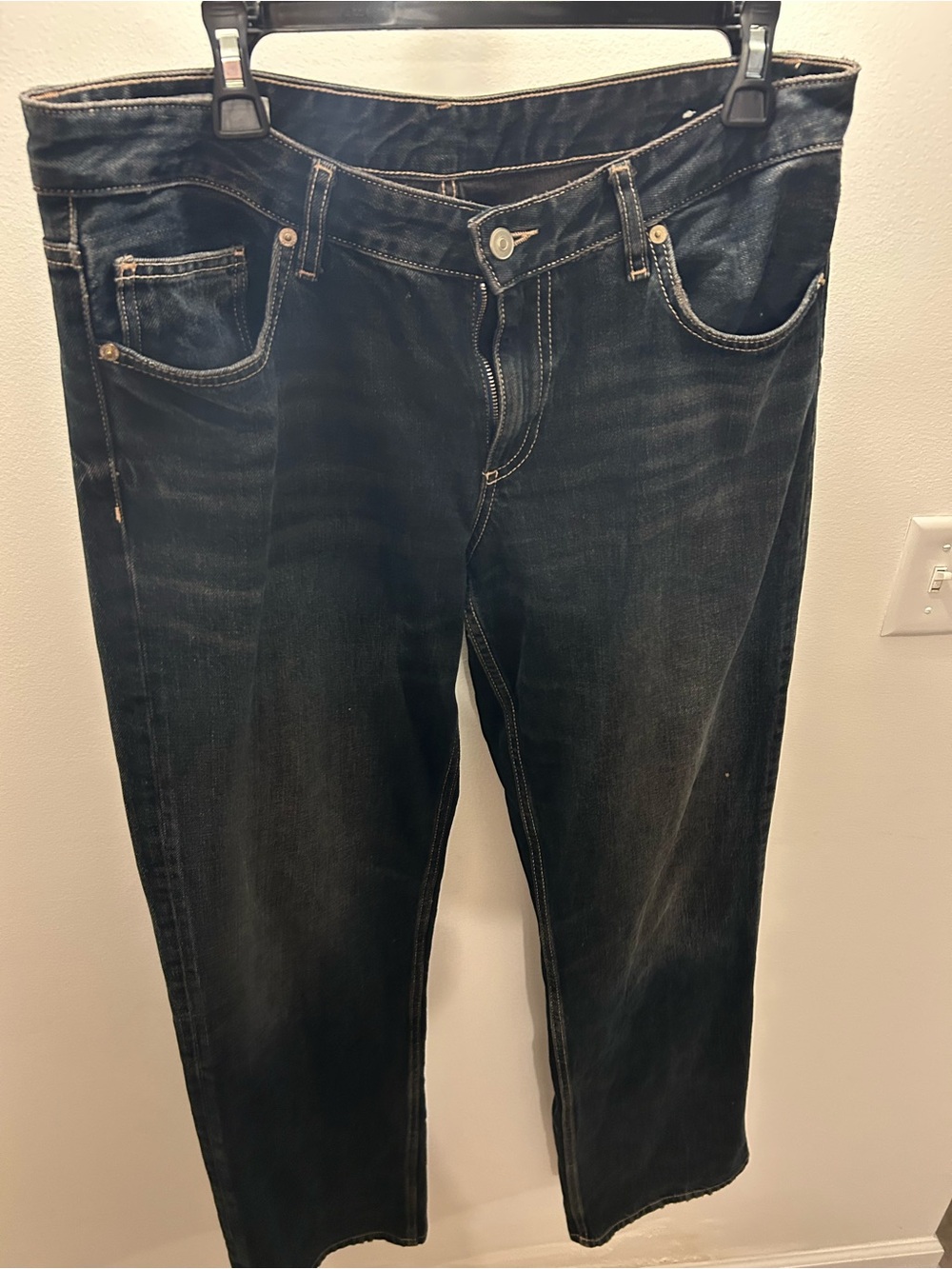 Zara Women's Dark Blue Straight-Leg Jeans